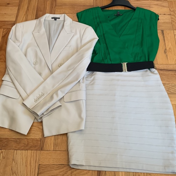 COPY - EXPRESS NEW Fitted Dress - Picture 14 of 14